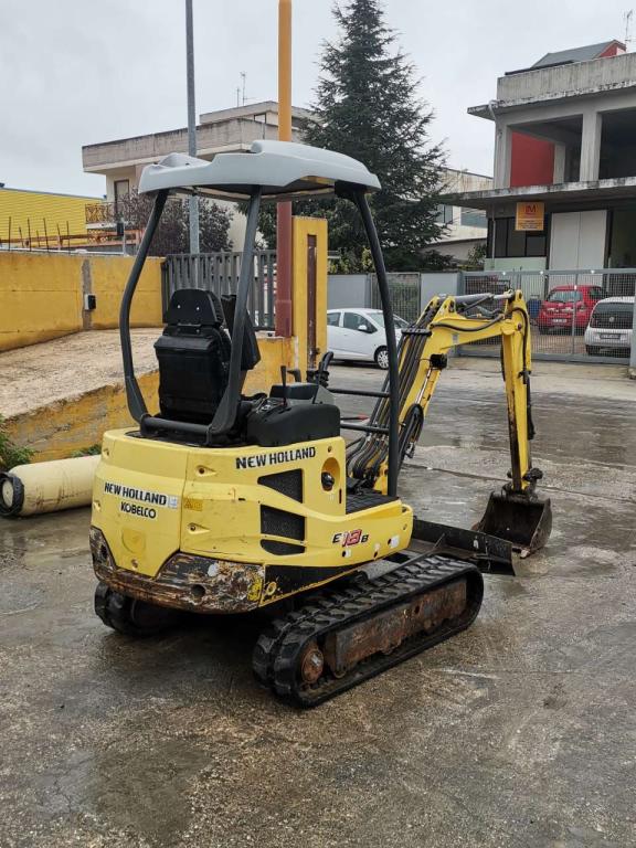 New Holland E18B Foto 5