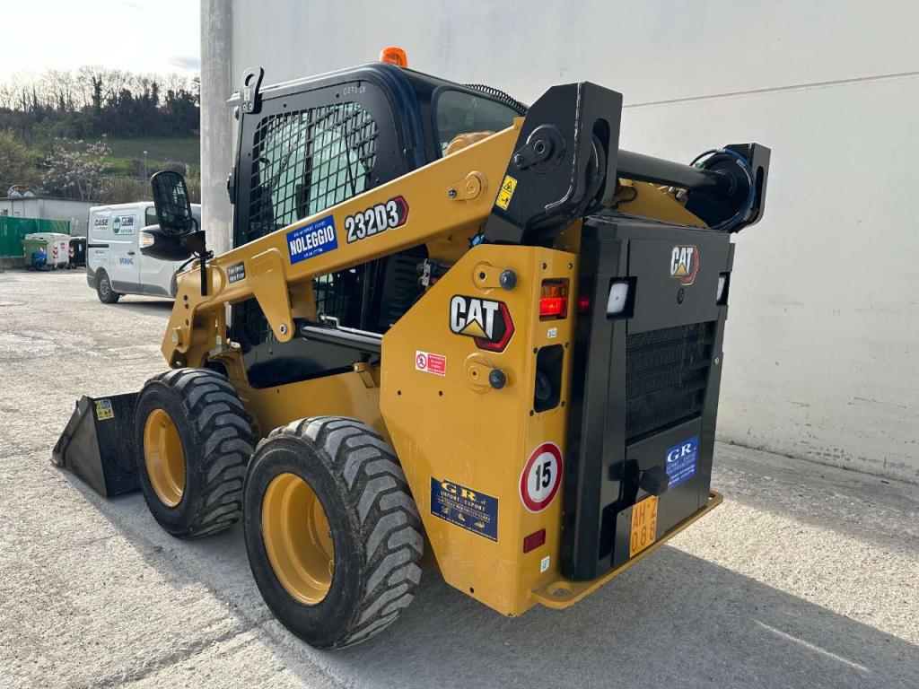 Caterpillar 232 D3 Foto 4