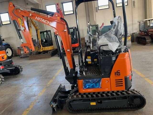 Hitachi ZX17U 6 YSR Foto 1