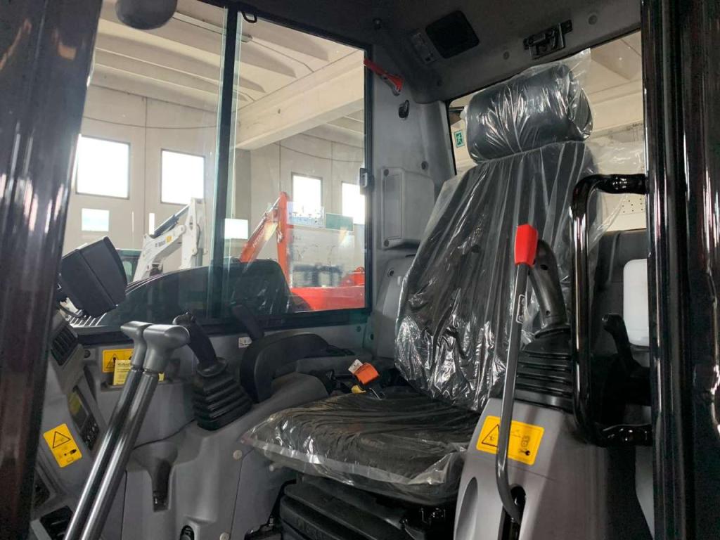Kubota Escavatore cingolato Foto 2