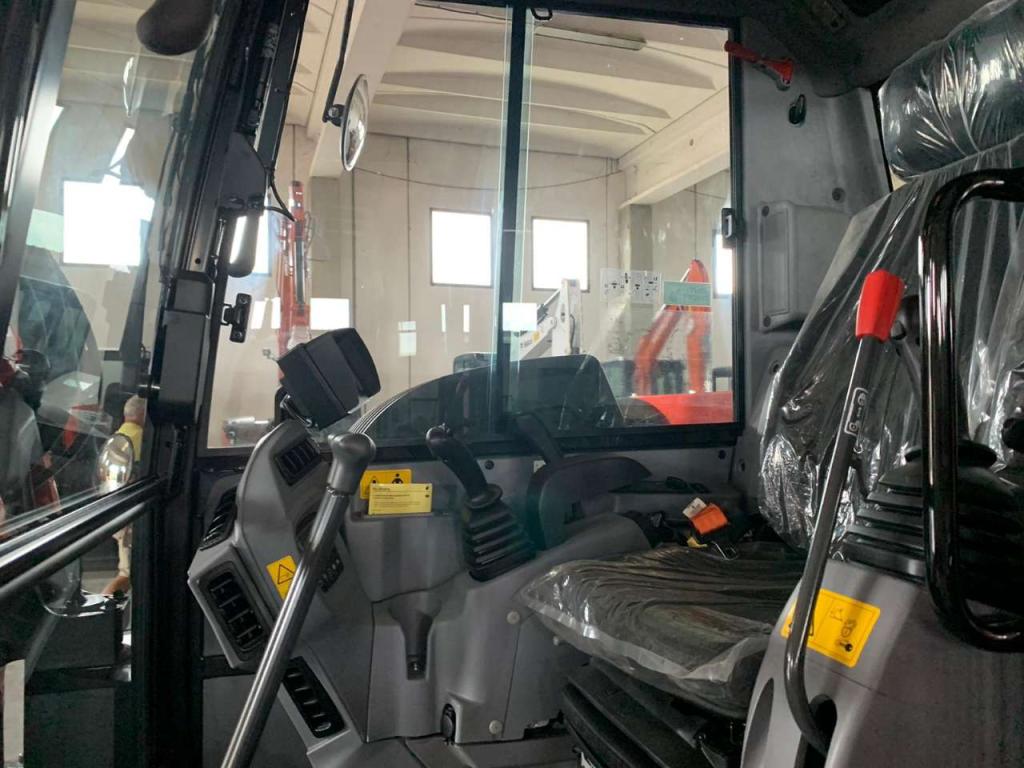 Kubota Escavatore cingolato Foto 7