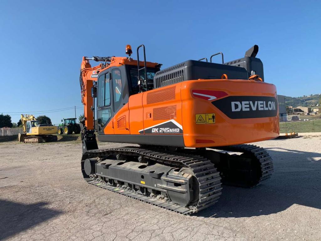 Develon DX245 NHD Foto 10