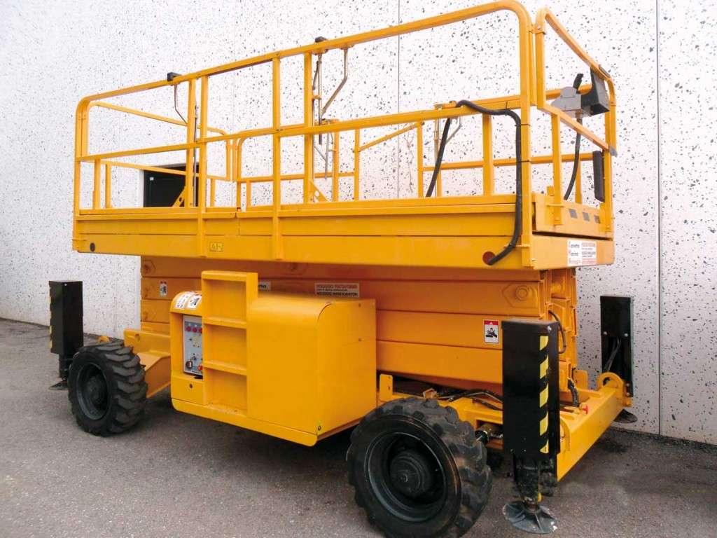 Genie Piattaforma verticale a pantografo Foto 10