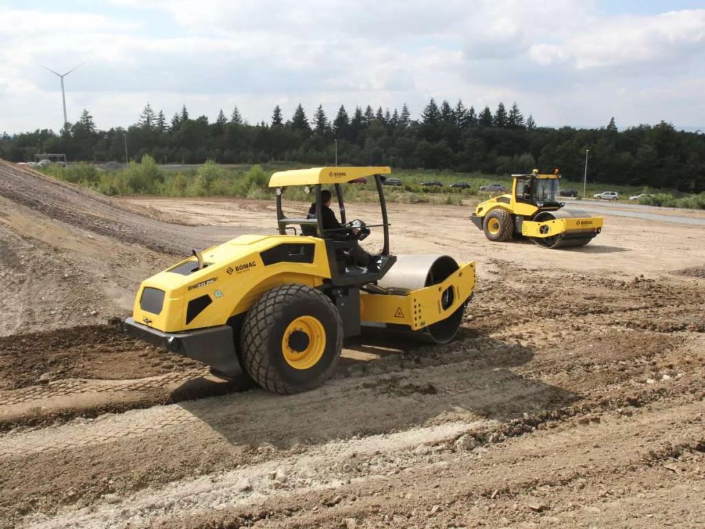 Bomag BW213D5 Foto 1