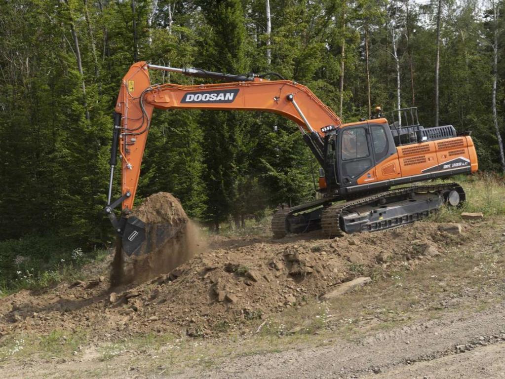 Doosan DX300LC-7 Foto 1