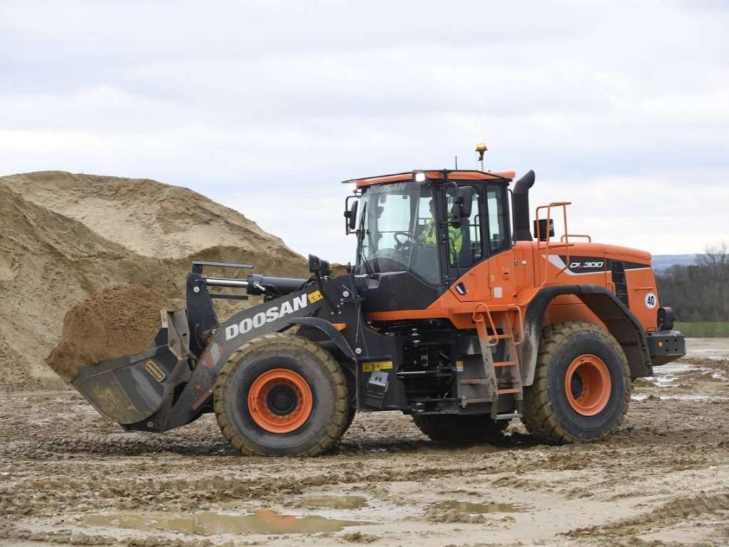 Doosan DL300-5 Foto 1