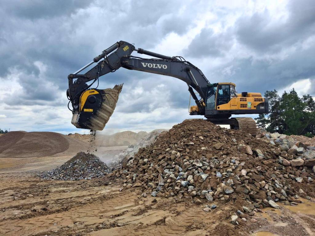 MB CRUSHER BF135.8 Foto 2