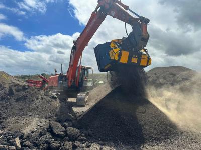 MB CRUSHER MB-HDS320 a noleggio presso MB Crusher