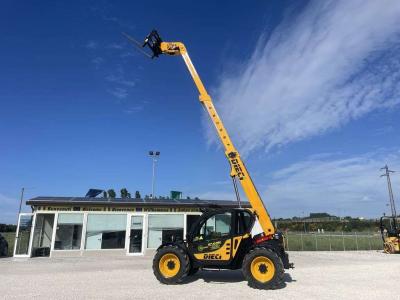 Dieci AGRI FARMER 30.9 a noleggio presso Zeta Macchine Srl